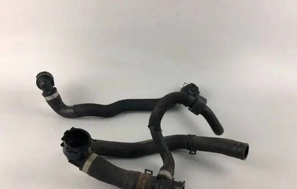 Mercedes-Benz E W213 Engine coolant pipe/hose A2135019401