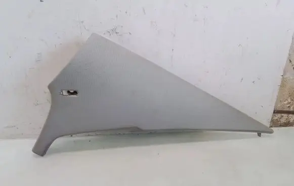 Volkswagen PASSAT B6 (C) pillar trim