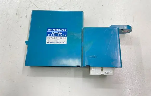 Toyota Yaris Other control units/modules 8930052030 2326000050