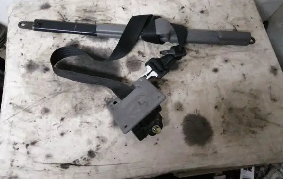 Ford Transit Rear seatbelt 59960
