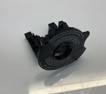 Mercedes-Benz E W211 Steering angle sensor A1715450332 05112405 90028043230258