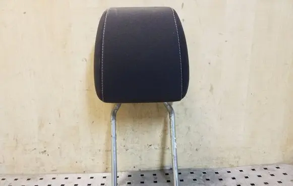 Ford Focus Front seat headrest 