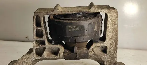 Volvo S40 Engine mount bracket 3M516F012BF