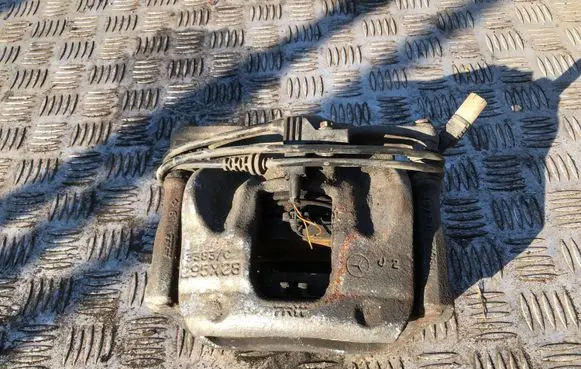 Mercedes-Benz CLA C117 X117 W117 Front brake caliper