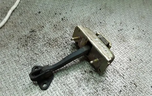 Chrysler Voyager Front door check strap stopper