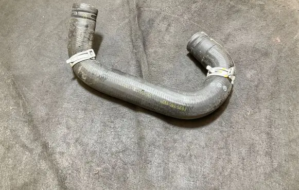 Ford Puma Engine coolant pipe/hose