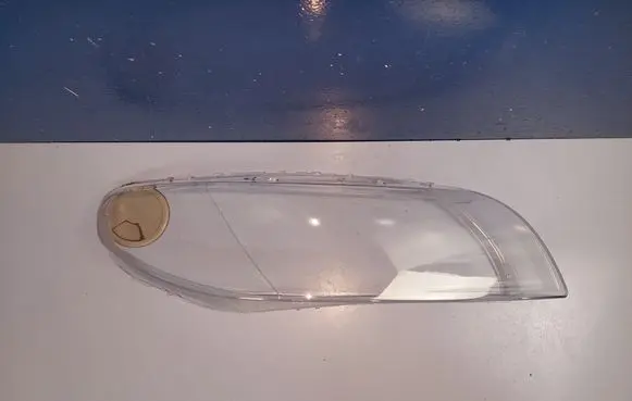Volvo S80 Headlight lense 