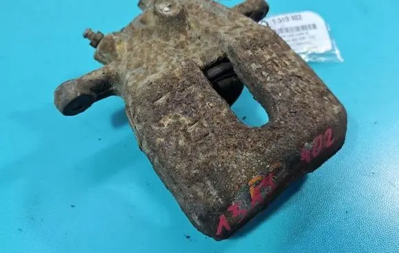 Suzuki Swift I Front brake caliper IMPRK1515402