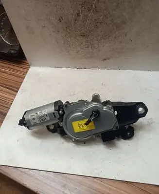 Volkswagen Scirocco Rear window wiper motor W000002580 255545574 1K8955711