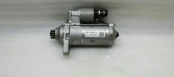 Volkswagen Golf VII Starter motor 02Z911024L