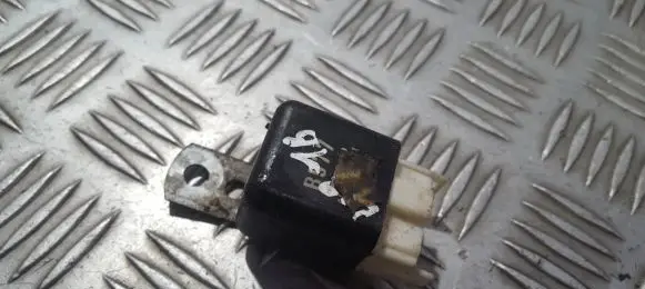Mazda 323 Other relay b577 056700-9721