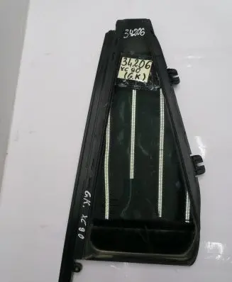 Volvo XC90 Rear vent window glass E643R002092