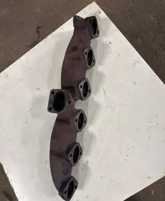 BMW X5 E53 Exhaust manifold 55749018