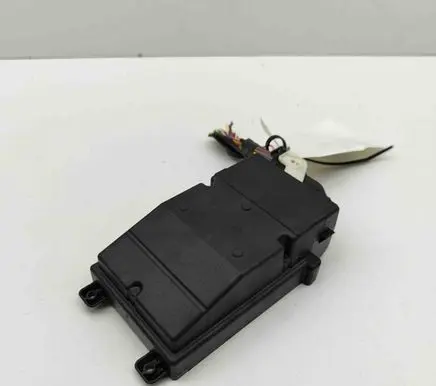 Volvo XC40 Other devices 32410190