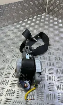 KIA Sorento Front seatbelt 888102P460VA