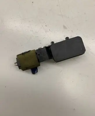 Mazda 6 Airbag deployment crash/impact sensor GJ6A57KC0