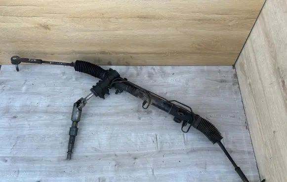 Chrysler Voyager Steering rack
