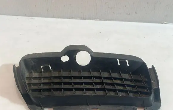 Volkswagen Golf III Front bumper lower grill 1H6853665 1H6853665A