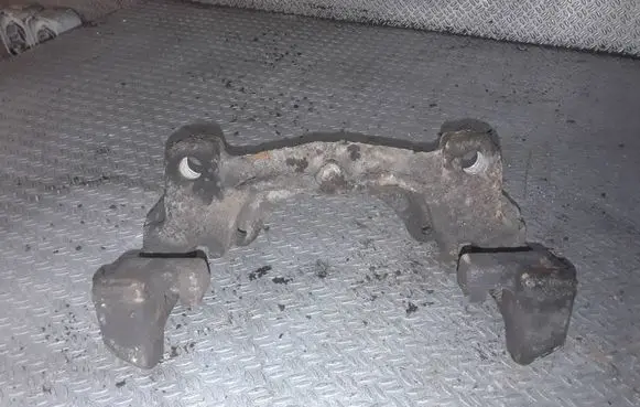 Ford Mondeo MK IV Front Brake Caliper Pad/Carrier 