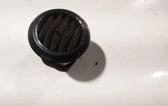 Dash center air vent grill