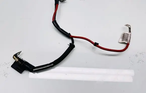 Seat Leon (5F) Positive cable (battery) 5Q0971228A