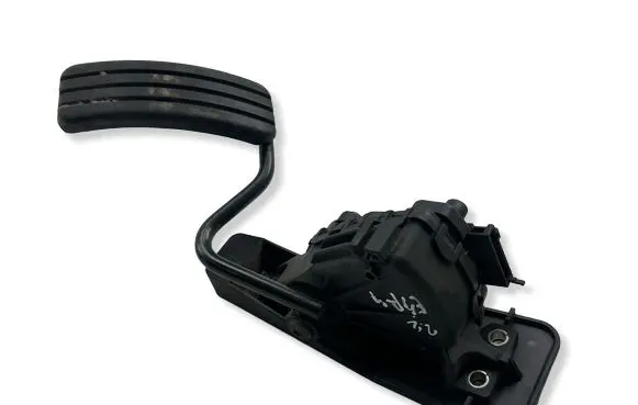 Renault Espace IV Accelerator throttle pedal 6PV00811918 8200007513