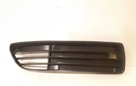 Audi A4 S4 B5 8D Front bumper lower grill