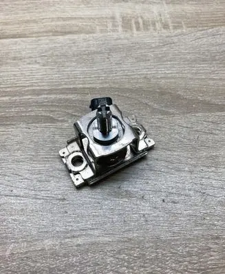 Mitsubishi Lancer VIII Fuel pressure sensor 3WS470006806671 6945A002