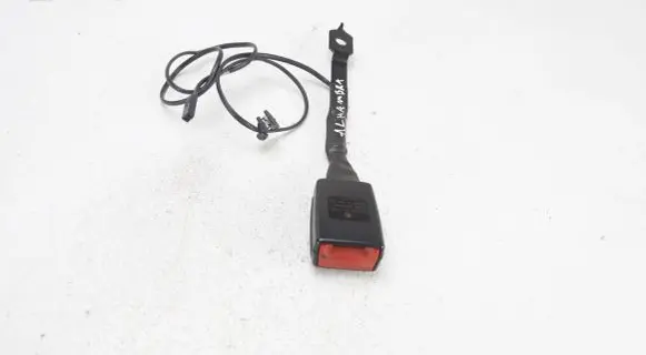 Seat Alhambra (Mk2) Front seatbelt buckle 5L0858471F
