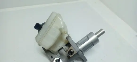 Audi A4 S4 B8 8K Master brake cylinder 8K0611301A