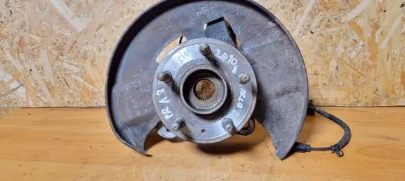 Opel Insignia A Front wheel hub 13507374