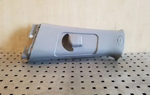 KIA Sorento (B) pillar trim (top) 858312P000 858322P000