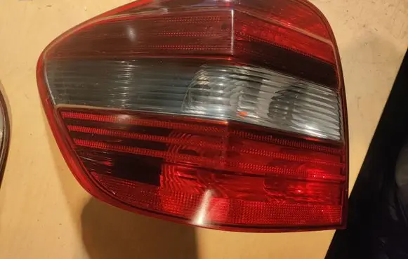 Mercedes-Benz ML W164 Rear/tail lights 404121L 404181L 404101L