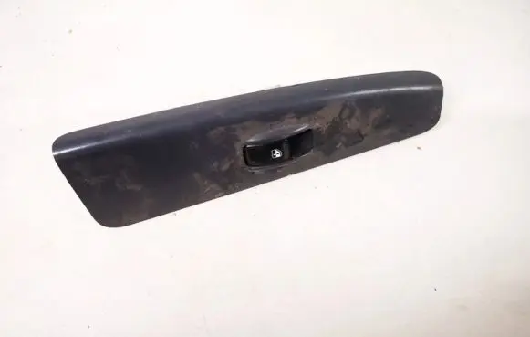 KIA Cerato Electric window control switch 935752f000 93575-2f000