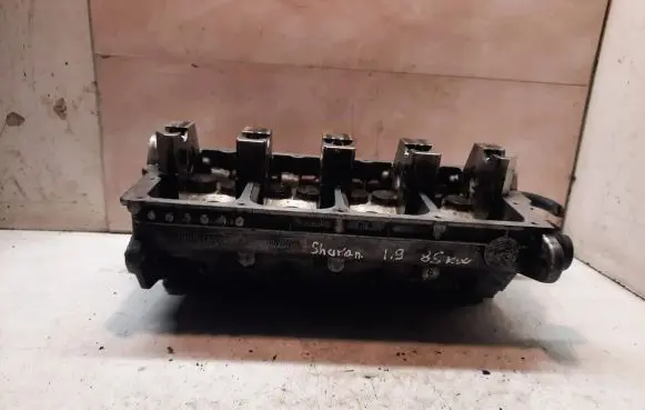Engine head