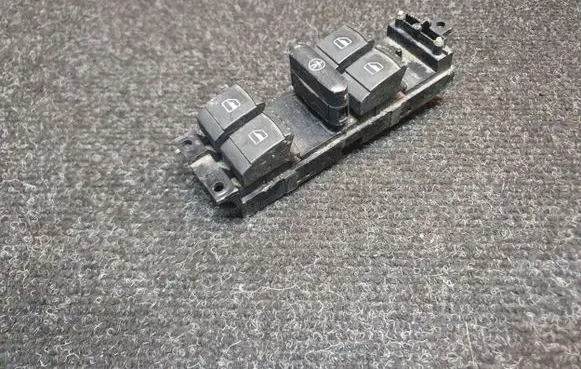 Volkswagen PASSAT B5 Electric window control switch 1J4959857