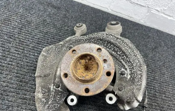 BMW 1 F20 F21 Front wheel hub 3121189159 6852991 118173