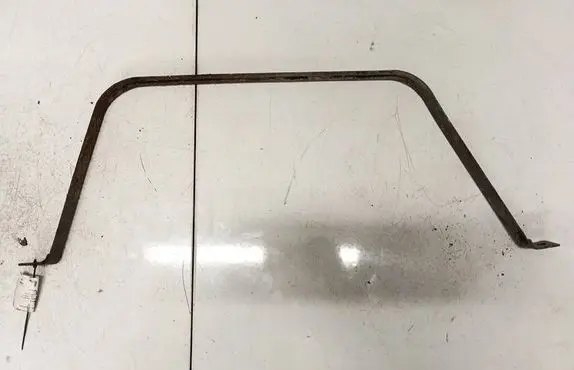 Audi Q7 4L Fuel tank mounting bracket 