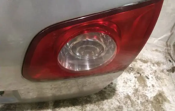 Volkswagen PASSAT B6 Tailgate rear/tail lights 