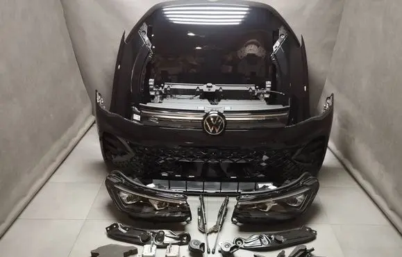 Volkswagen Tiguan Front piece kit 571941060H 571941059H 5WA816411C