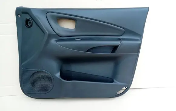 Hyundai Tucson JM Front door card panel trim 82320-2E000