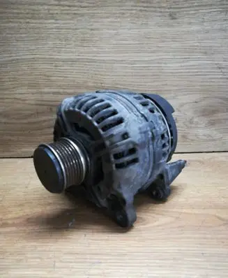 Volkswagen PASSAT B6 Generator/alternator 06F903023F 0124525091