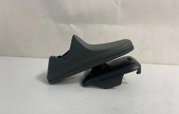 Mercedes-Benz Vito Viano W639 Other center console (tunnel) element A6396801731 A6396801131 A6396801531