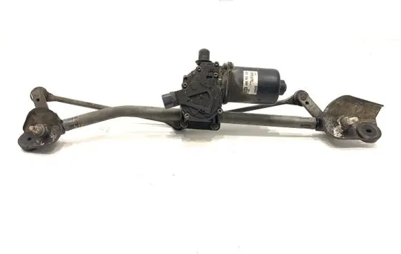 Front wiper linkage and motor