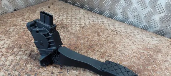 Volkswagen Tiguan Allspace Accelerator throttle pedal 5Q1723503J