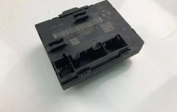 Volkswagen PASSAT B8 Other control units/modules 5Q0959595D