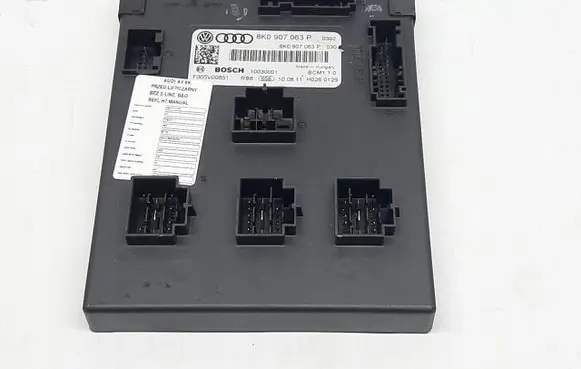 Audi A4 S4 B8 8K Comfort/convenience module 8K0907063P