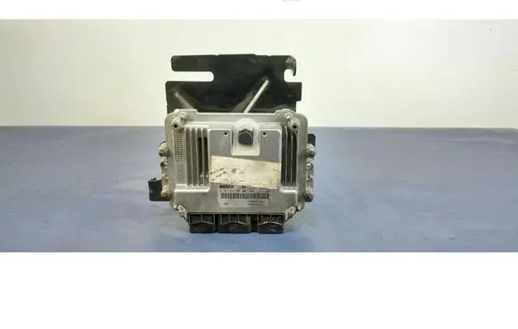 Renault Megane II Engine control unit/module ECU 8200601334