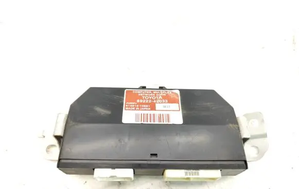 Toyota RAV 4 (XA40) Door control unit/module 8922242033 41481410871