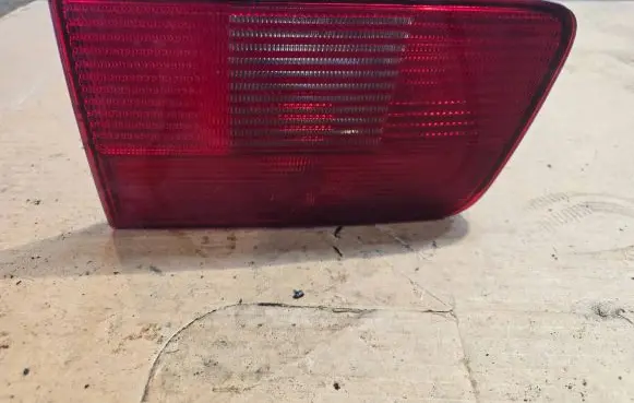 BMW 5 E39 Tailgate rear/tail lights 8361674
